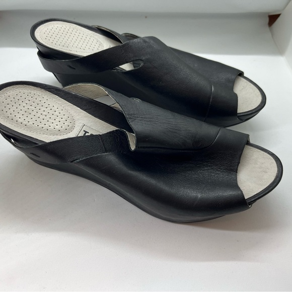 Tsubo Ovid Black, size 7, leather, new in excellent condition - Picture 6 of 9
